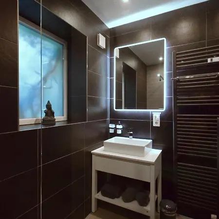 Jordan Suite Executive Furnished Apartment Düsseldorf Exterior foto