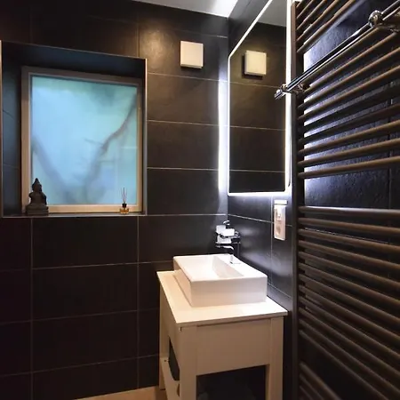 Jordan Suite Executive Furnished Apartment Düsseldorf Exterior foto